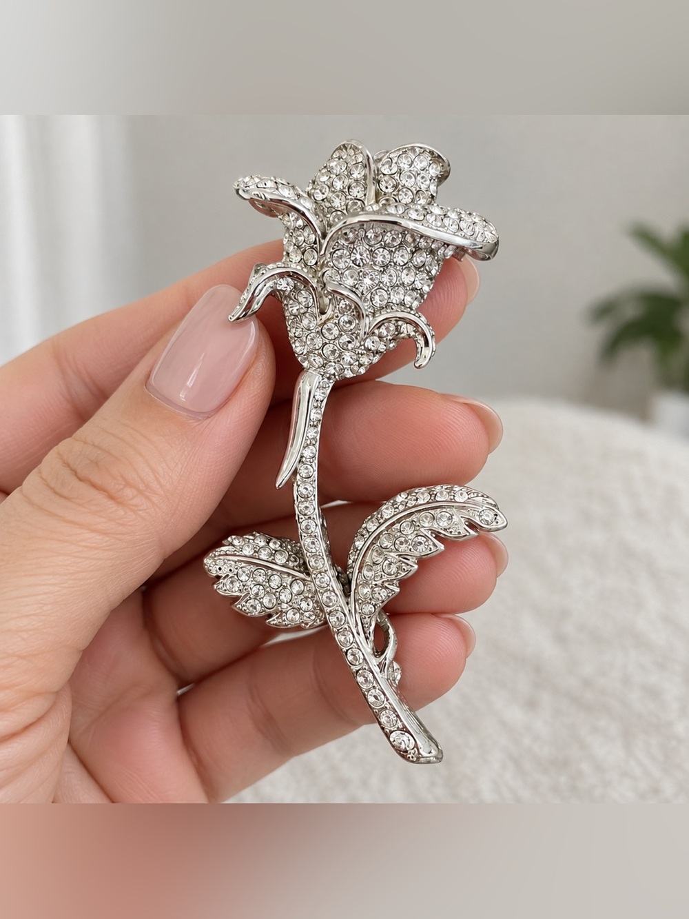 NWT Nolan Miller Glamour Collection Rhinestone Flower Brooch